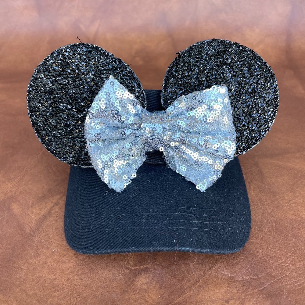 Top Level Sparkly Minnie Mouse Ears w/Bow Visor Black/Silver Adult OSFM